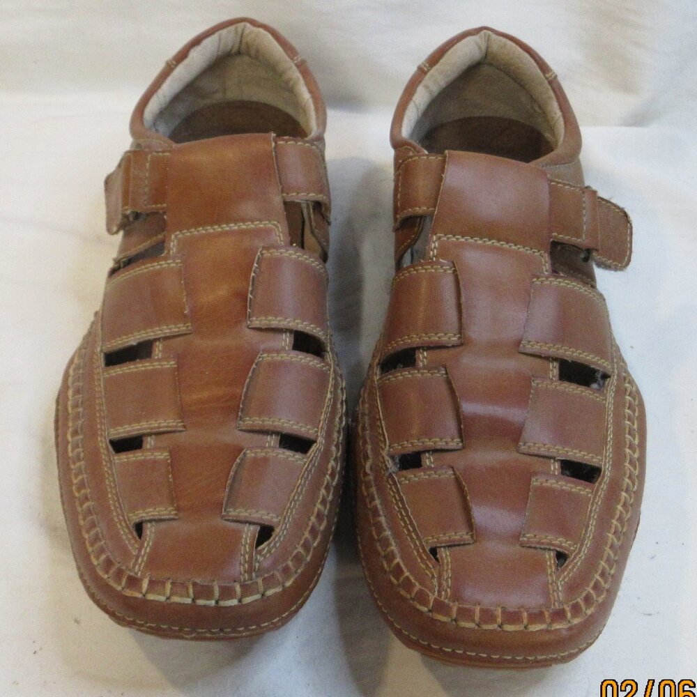 MEN'S~GBX SENTAUR~#135594~ BROWN LEATHER~SLIP ON SPORT SANDAL/SHOES~ SIZE 10